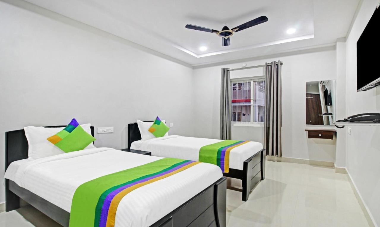 Itsy Hotels Sunrise Grand, Hitech City Haiderabad Buitenkant foto